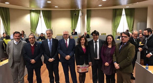 Alonso y Sánchez Maldonado defienden que la sanidad pública andaluza contribuye a estimular la riqueza y la cohesión social