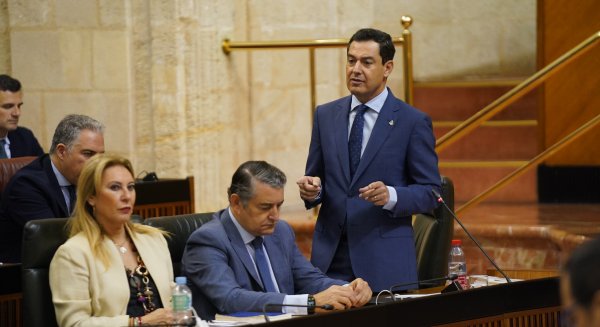 Moreno avanza que 57 de cada 100 euros de los Presupuestos para 2023 estarán destinados a gasto social