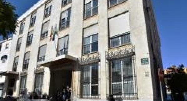Fuengirola se suma a la campaña del Colegio de Abogados para exigir unos juzgados adecuados