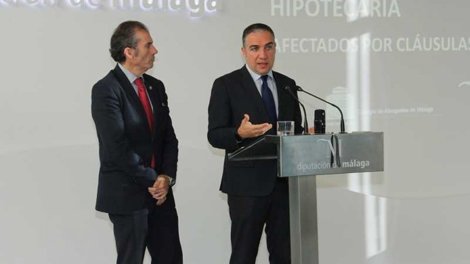 La Oficina de Intermediación Hipotecaria (OIH) comienza a asesorar a un centenar de afectados por las cláusulas suelo