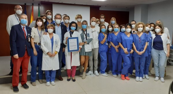 La unidad de Laboratorios del Área de Gestión Sanitaria Este de Málaga-Axarquía recibe la certificación de calidad