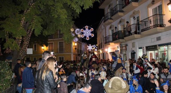 Los Reyes Magos reparten magia e ilusión en Alhaurín el Grande y Villafranco del Guadalhorce