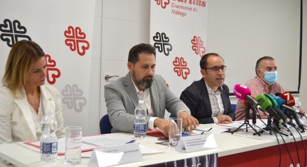 Cáritas lanza la campaña “Fuera de cobertura” para concienciar sobre la exclusión social
