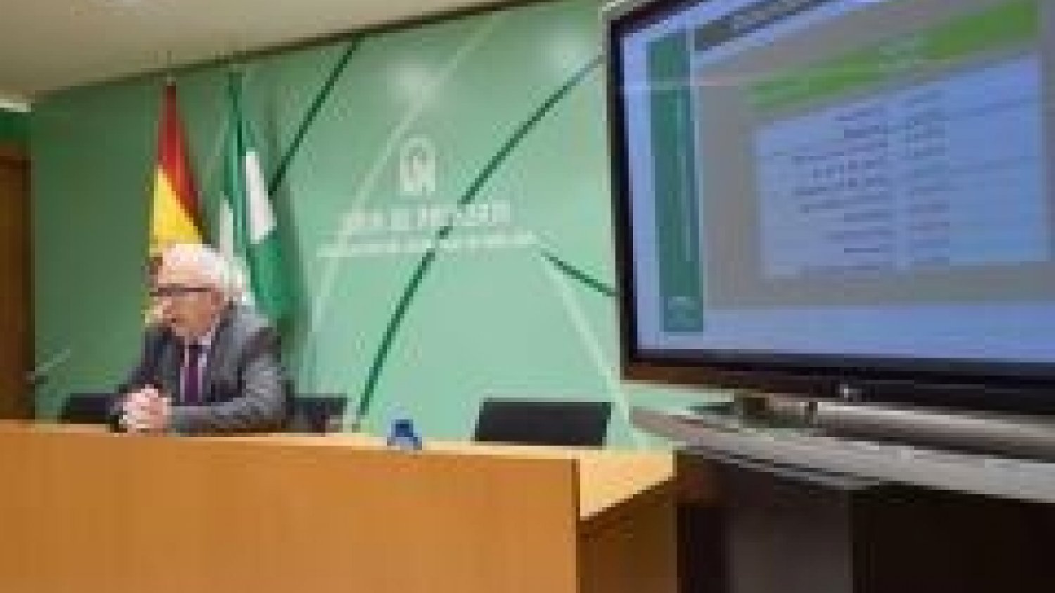 La Junta destaca que Andalucía encabeza en España el descenso del paro en 2016 con una bajada de 79.897 desempleados