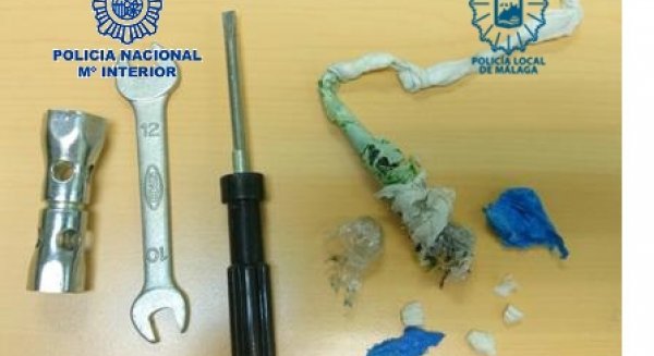 Esclarecidos 24 robos con fuerza en vehículos estacionados en el centro de Málaga