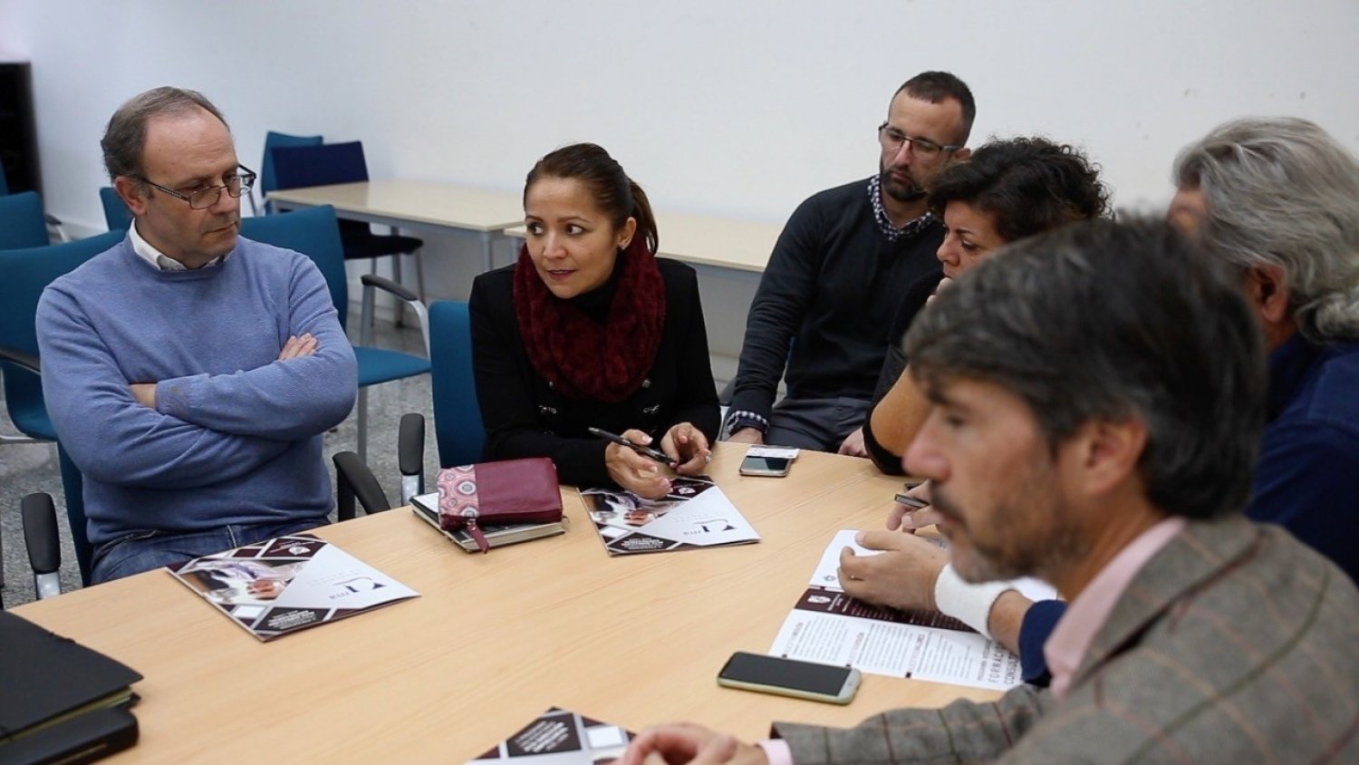 Mijas informa a los comerciantes del II Programa Universitario de Alta Dirección Empresarial ADE-UMA