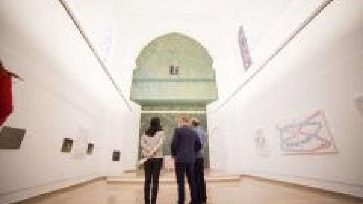 Unicaja Ronda inaugura una exposición de pintura de los artistas malagueños José Medina Galeote y Juan Manuel Rodríguez