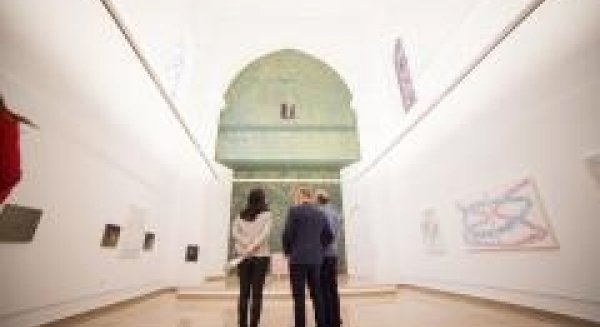 Unicaja Ronda inaugura una exposición de pintura de los artistas malagueños José Medina Galeote y Juan Manuel Rodríguez