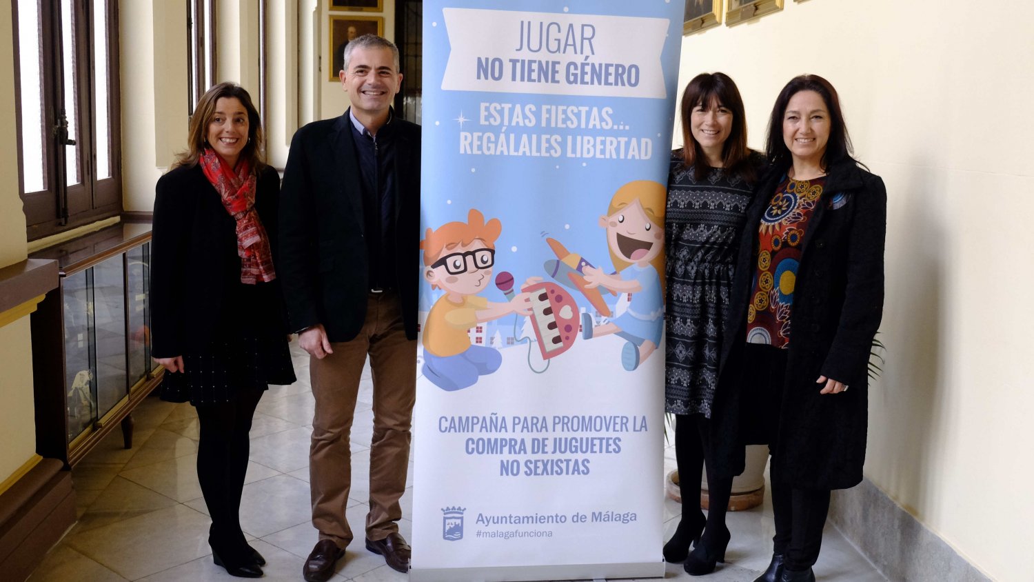 Málaga lanza una campaña para fomentar el regalo de juguetes no sexistas
