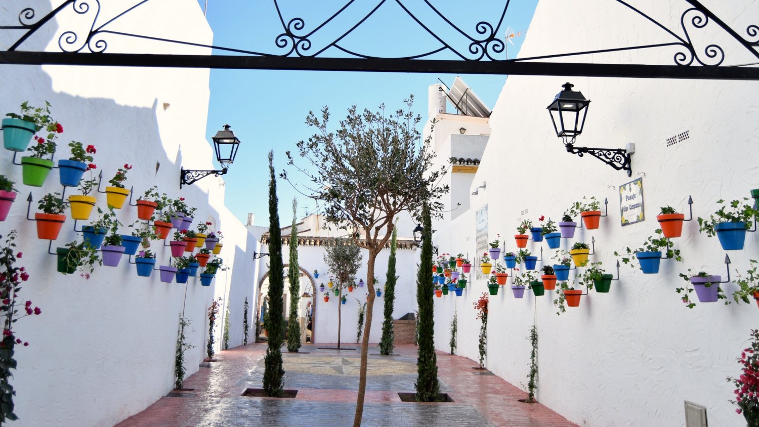 Estepona construye siete nuevos espacios públicos en el casco antiguo