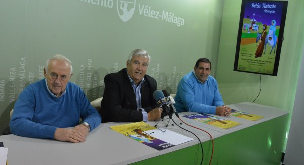 Más de 150 actores se encargan de llevar a escena una nueva edición del Belén Viviente de Almayate