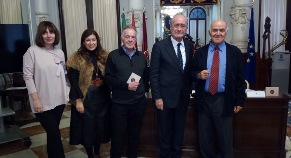 Julio Herranz, ganador de I Premio de Aforismos de la Fundación Rafael Pérez Estrada
