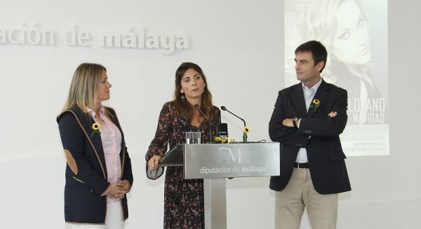 La cantante María Lozano repite en el auditorio Edgar Neville con un concierto navideño en beneficio de CUDECA