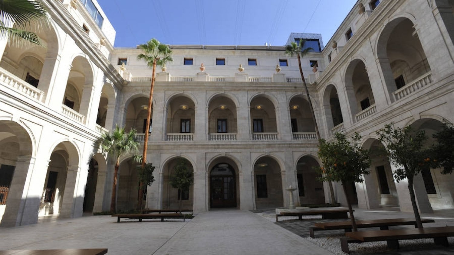 El Museo de Málaga supera las 2.500 visitas en su día de apertura