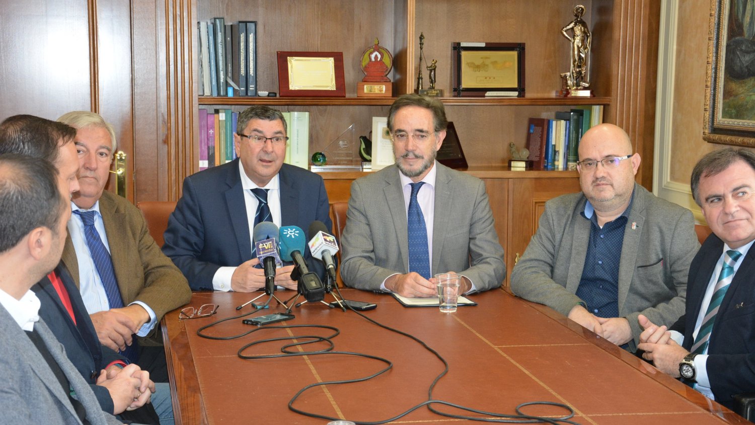 La Junta de Andalucía colaborará con el Ayuntamiento para permitir la reactivación del tranvía de Vélez-Málaga