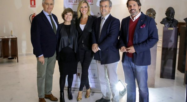 Estepona acoge el encuentro literario entre Marta Robles y Nativel Preciado