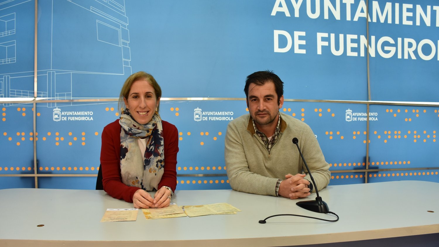 Fuengirola anima a los escolares fuengiroleños a participar en el concurso navideño de dibujo 