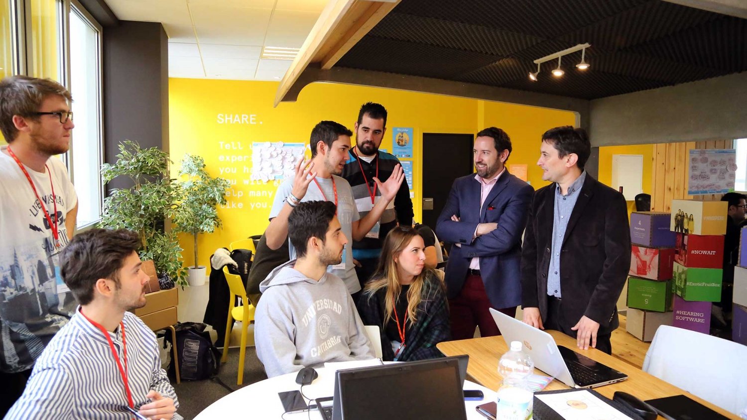 12 equipos de estudiantes de la UMA maduran ideas en el concurso 'Ideas Factory'