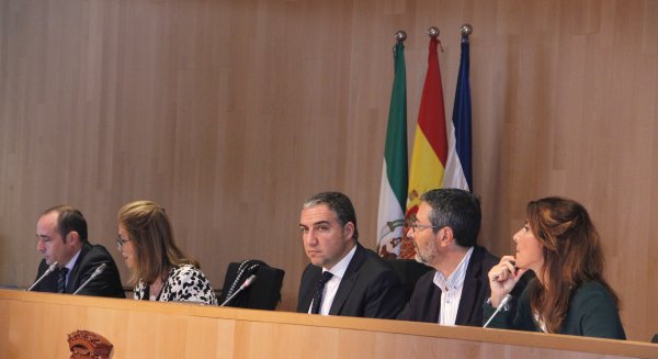 Consenso en la Diputación en la lucha contra la violencia de género y desigualdades en la provincia