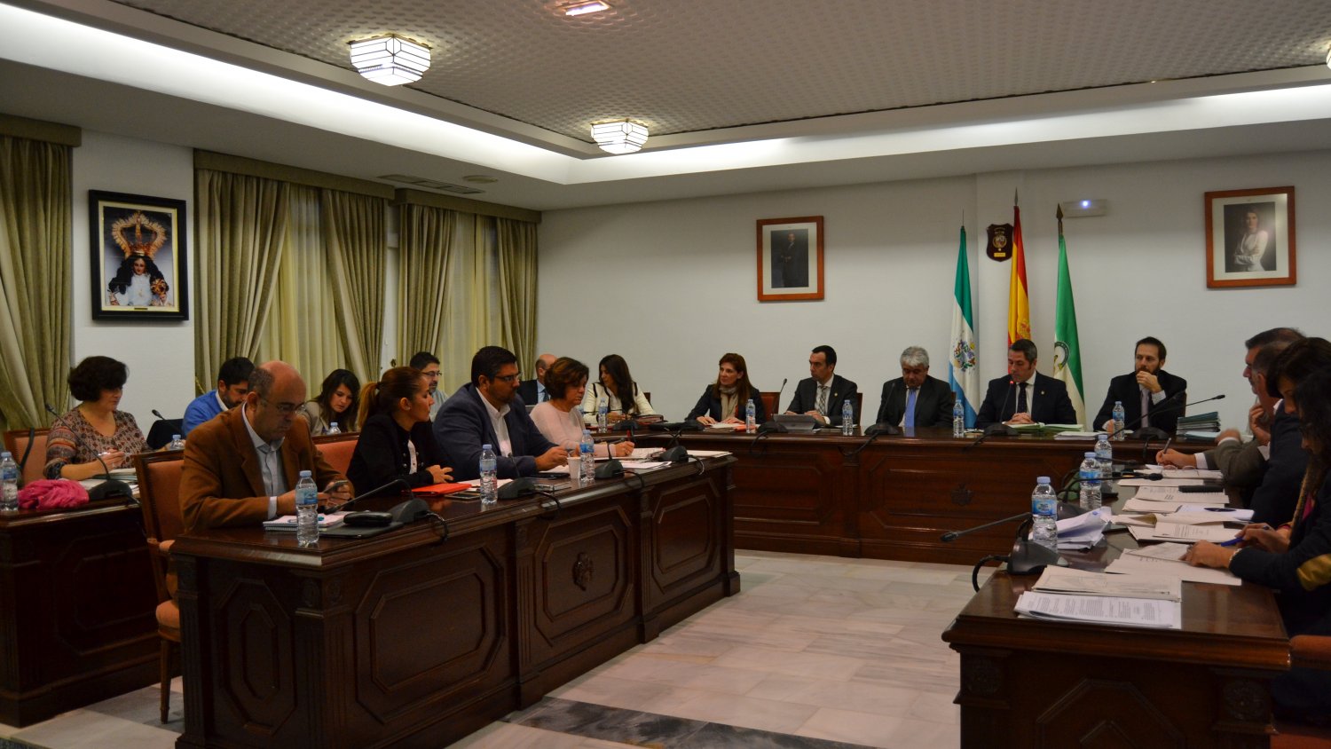 Mijas se suma al Día contra la Violencia de Género con la lectura de un manifiesto en el pleno corporativo