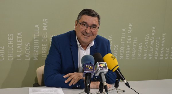 Vélez-Málaga hará entrega de los Escudos de Oro este miércoles