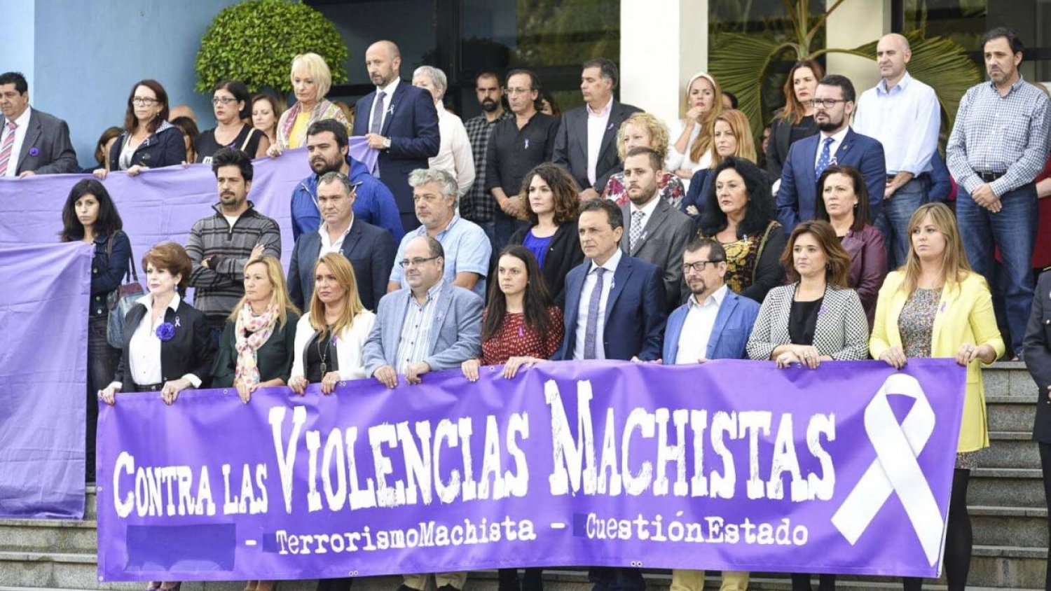 Torremolinos abre un frente común contra la violencia machista y activará un decálogo de acciones en su lucha