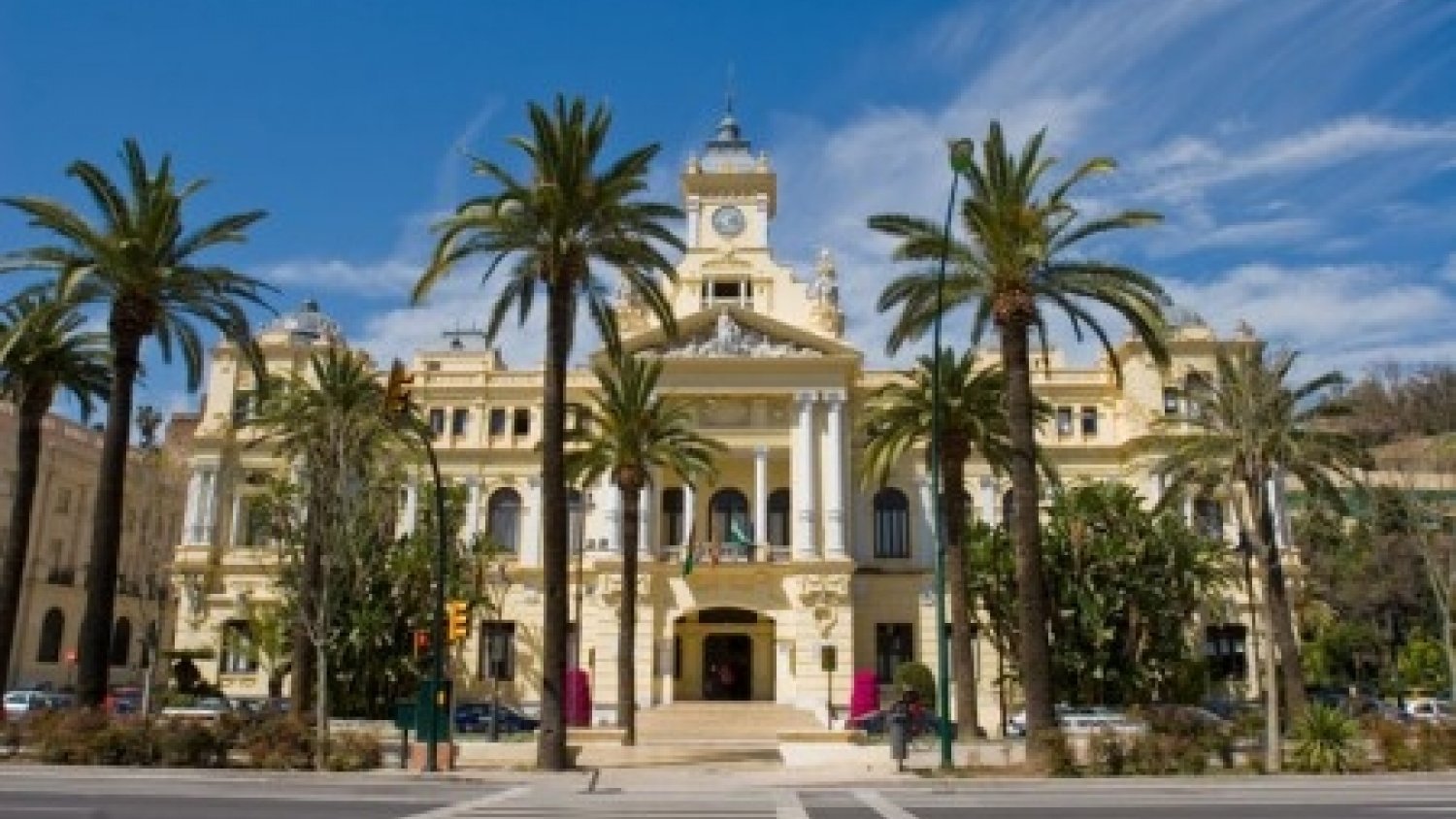 Málaga suscribe con Unicaja una operación de crédito de 11.5 millones para financiar inversiones