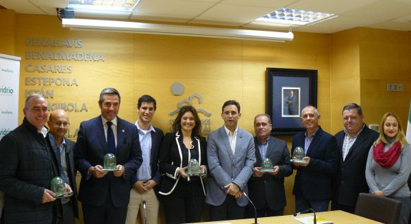 Ecovidrio premia a la Mancomunidad y a cuatro municipios por superar los objetivos en la recogida de vidrio durante el verano