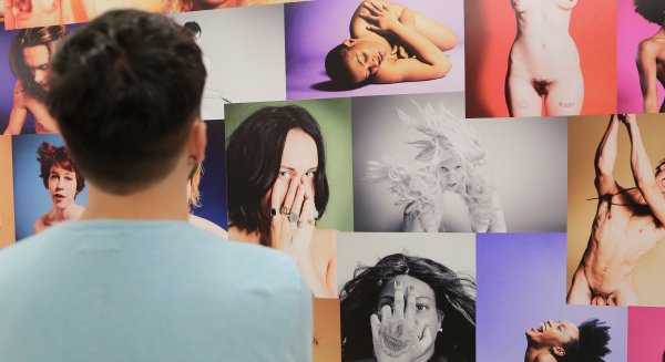 La exposición Yearbook de Ryan McGinley llega a La Térmica
