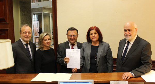 Diputados del PSOE de Málaga y Granada exigen al Gobierno la finalización del AVE Antequera-Granada