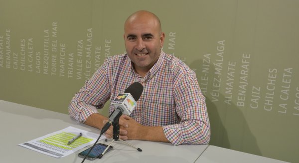 Más de 200 mayores participan en las jornadas de concienciación sobre educación y seguridad vial en Vélez-Málaga