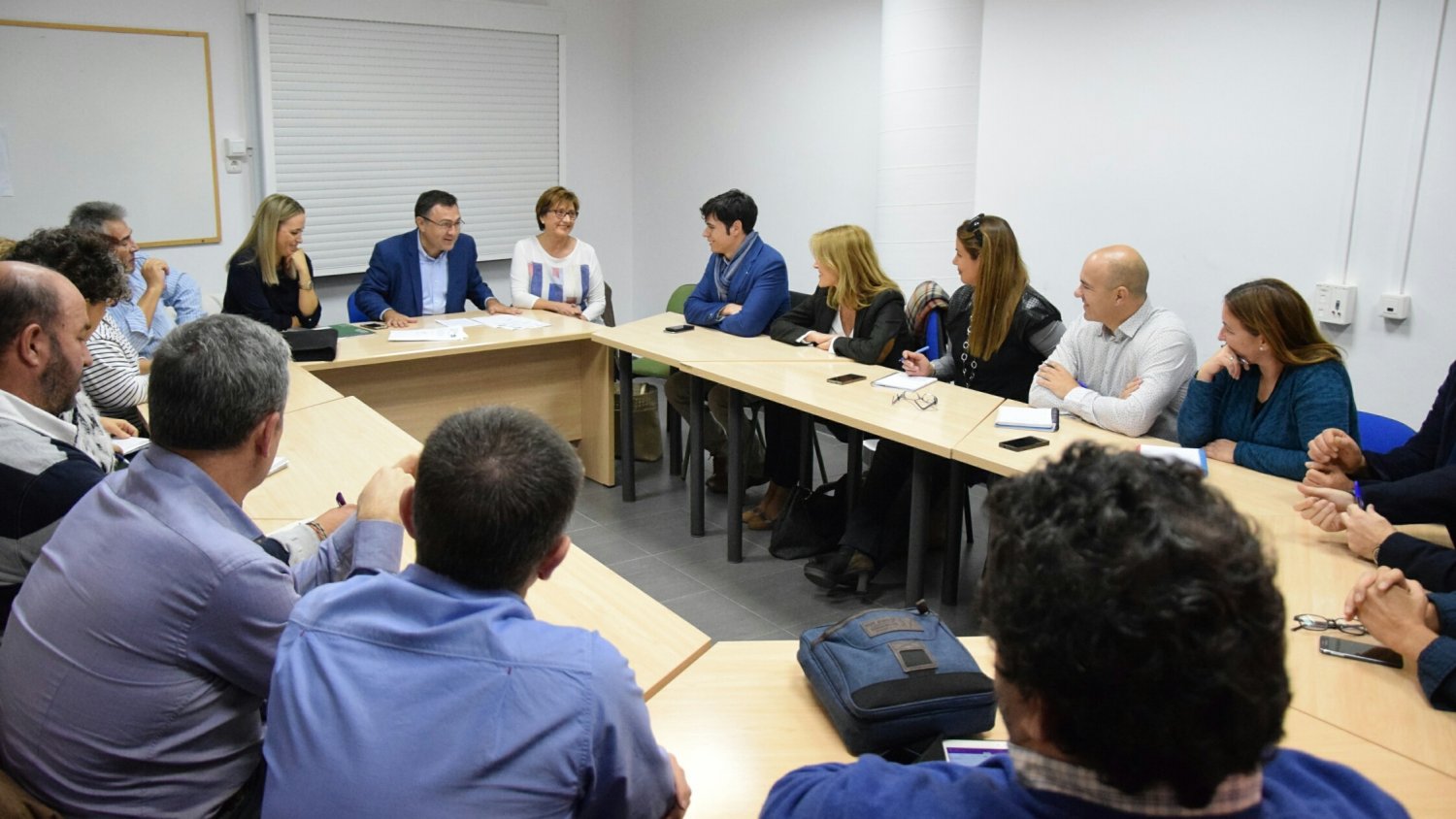 PSOE pide a Podemos y C's que apoyen la derogación de la LOMCE y las reválidas