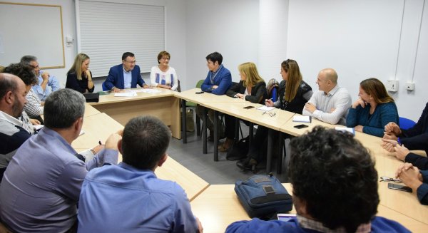 PSOE pide a Podemos y C's que apoyen la derogación de la LOMCE y las reválidas