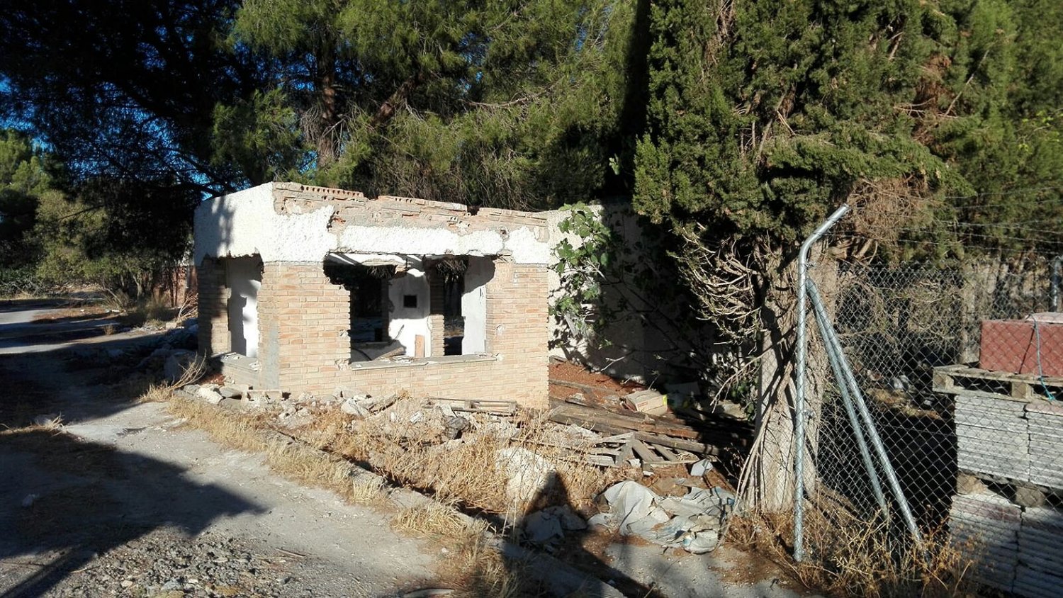 Antequera puede ejecutar las obras de demolición del solar anexo al dolmen de El Romeral