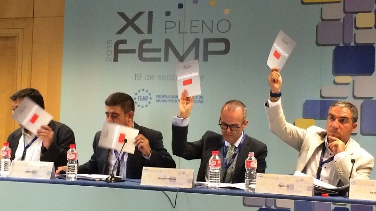 Bendodo, designado como portavoz del PP en la Federación Española de Municipios y Provincias