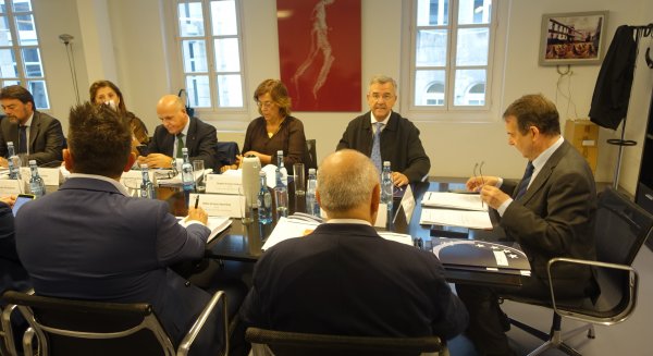 El alcalde de Estepona pide en la FEMP que los Presupuestos Generales del Estado recojan las demandas municipales