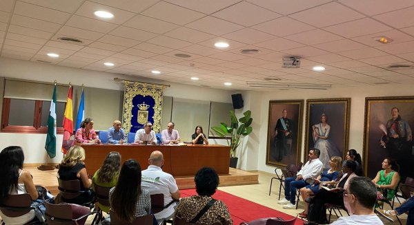 Fuengirola acuerda inaugurar el alumbrado de Navidad el 25 de noviembre