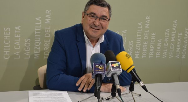 El alcalde de Vélez-Málaga destaca que los presupuestos de la Junta “impulsan importantes inversiones para el municipio”