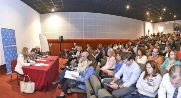 Torremolinos reúne a responsables municipales y abogados en una jornada sobre la mediación hipotecaria