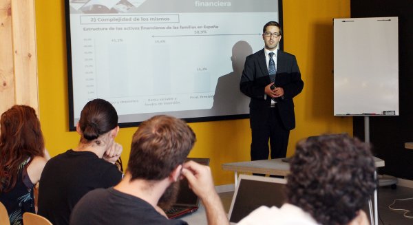 Unicaja organiza una jornada sobre educación financiera para empresarios y emprendedores