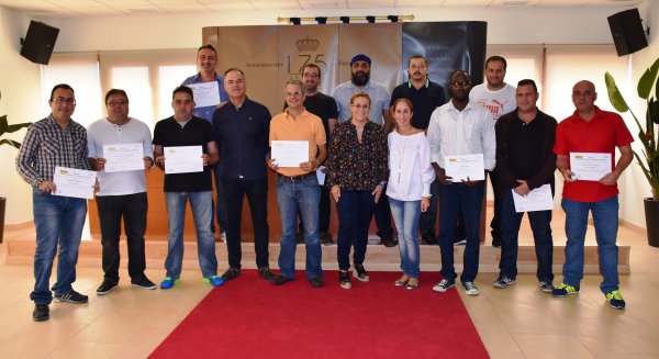 Fuengirola clausura tres cursos de formación en los que han participado cuarenta fuengiroleños