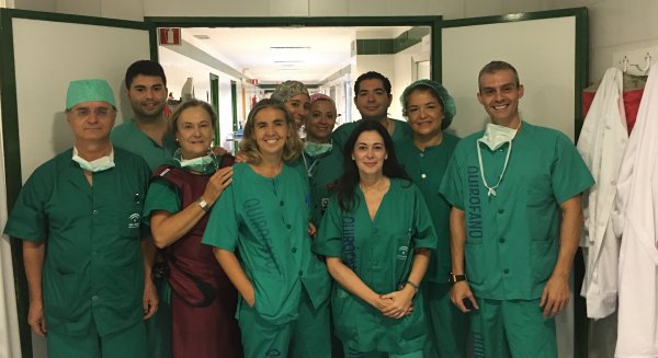 La Unidad de Gestión Clínica de Anestesia y Reanimación del Hospital Regional de Málaga recibe el distintivo en prácticas seguras en cirugía