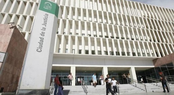 La Audiencia da un plazo “improrrogable” al expresidente del Málaga CF Fernando Puche para ingresar en prisión