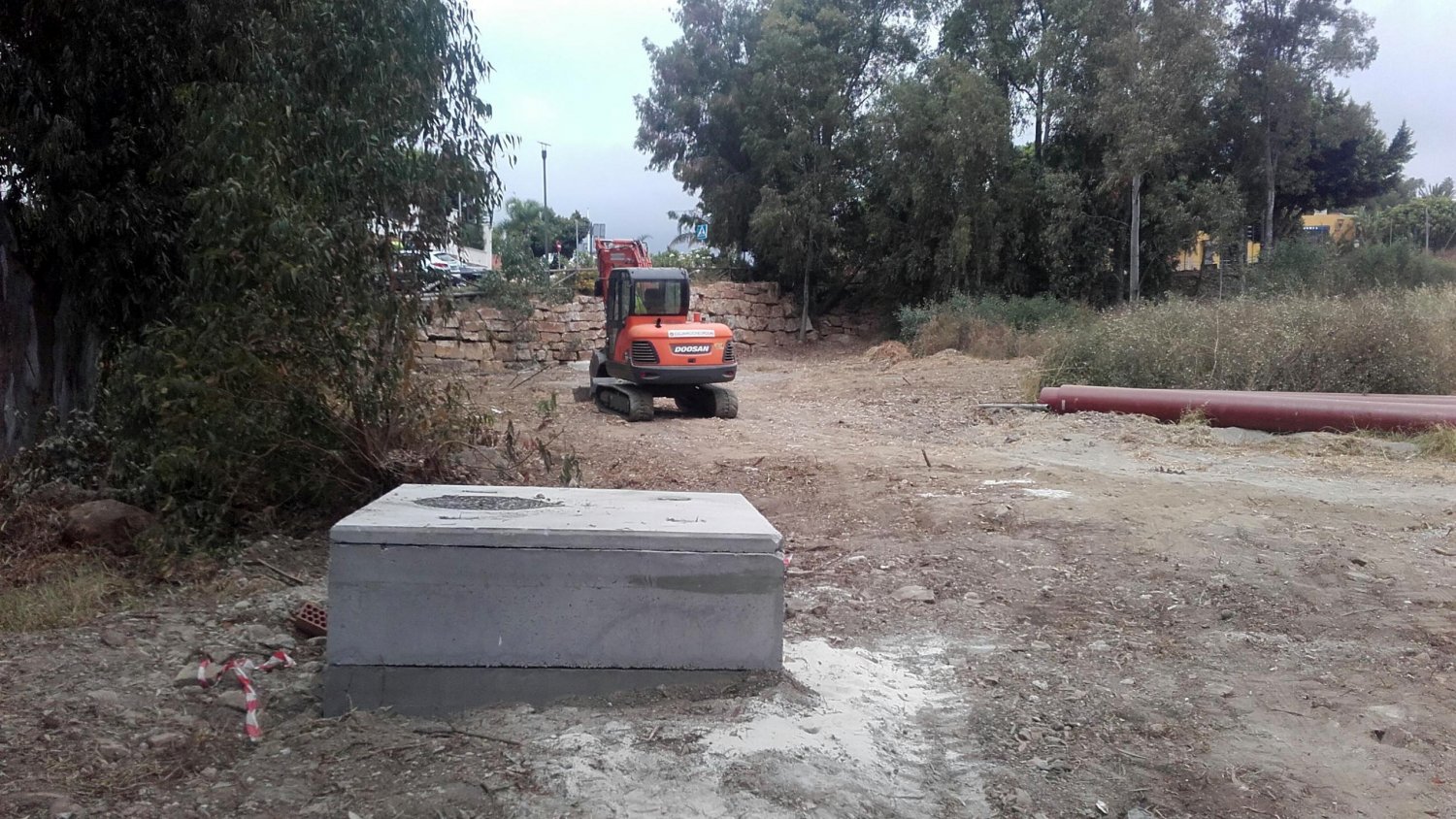 Estepona pone fin a vertidos y mejora el saneamiento en las zonas de Monte Biarritz y Seghers