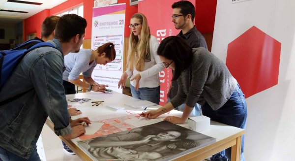 Comienza el seminario Emprende 21 con una apuesta decidida por el papel de la mujer