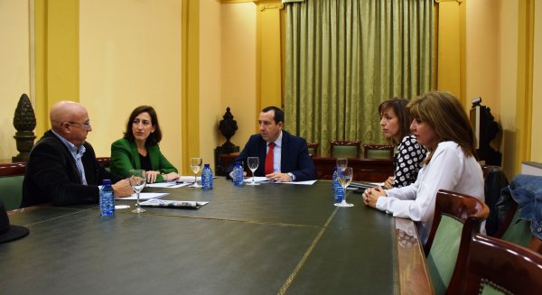 La Junta incorpora cláusulas sociales y medioambientales en las contrataciones de la Administración autonómica