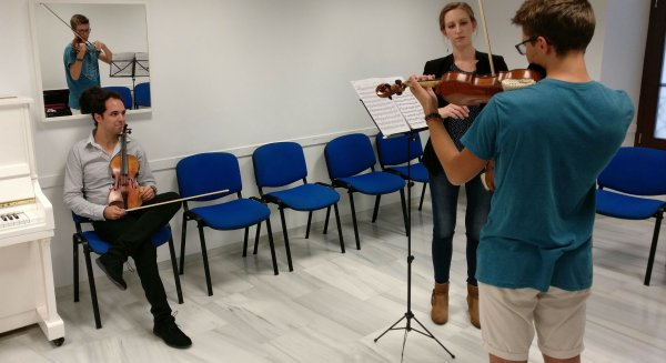 Alumnos de la Academia Internacional de Música Ivan Galamian actúan en Houston y Nueva York