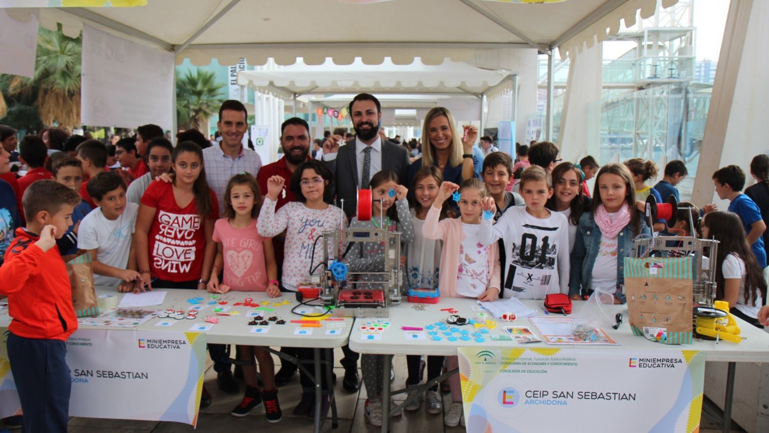 Más de 1.600 estudiantes malagueños se dan cita en la ‘Feria de Emprendimiento’ para mostrar sus ‘miniempresas’