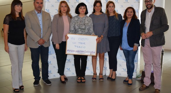 Ana Isabel González informa que “la explotación sexual en Andalucía tiene rostro de mujer en el 95% de los casos”