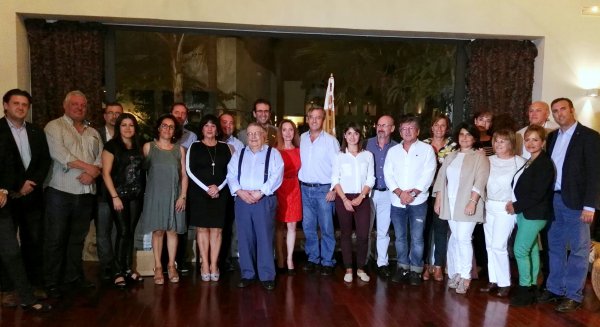 Estepona apoya la campaña del Rotary Club que facilita libros de texto a 90 niños de familias con escasos recursos